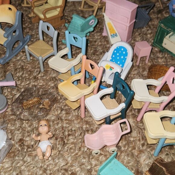 50 Piece Miniature Toy Furniture Plastic Wood Assorted Lot - Picture 5 of 14
